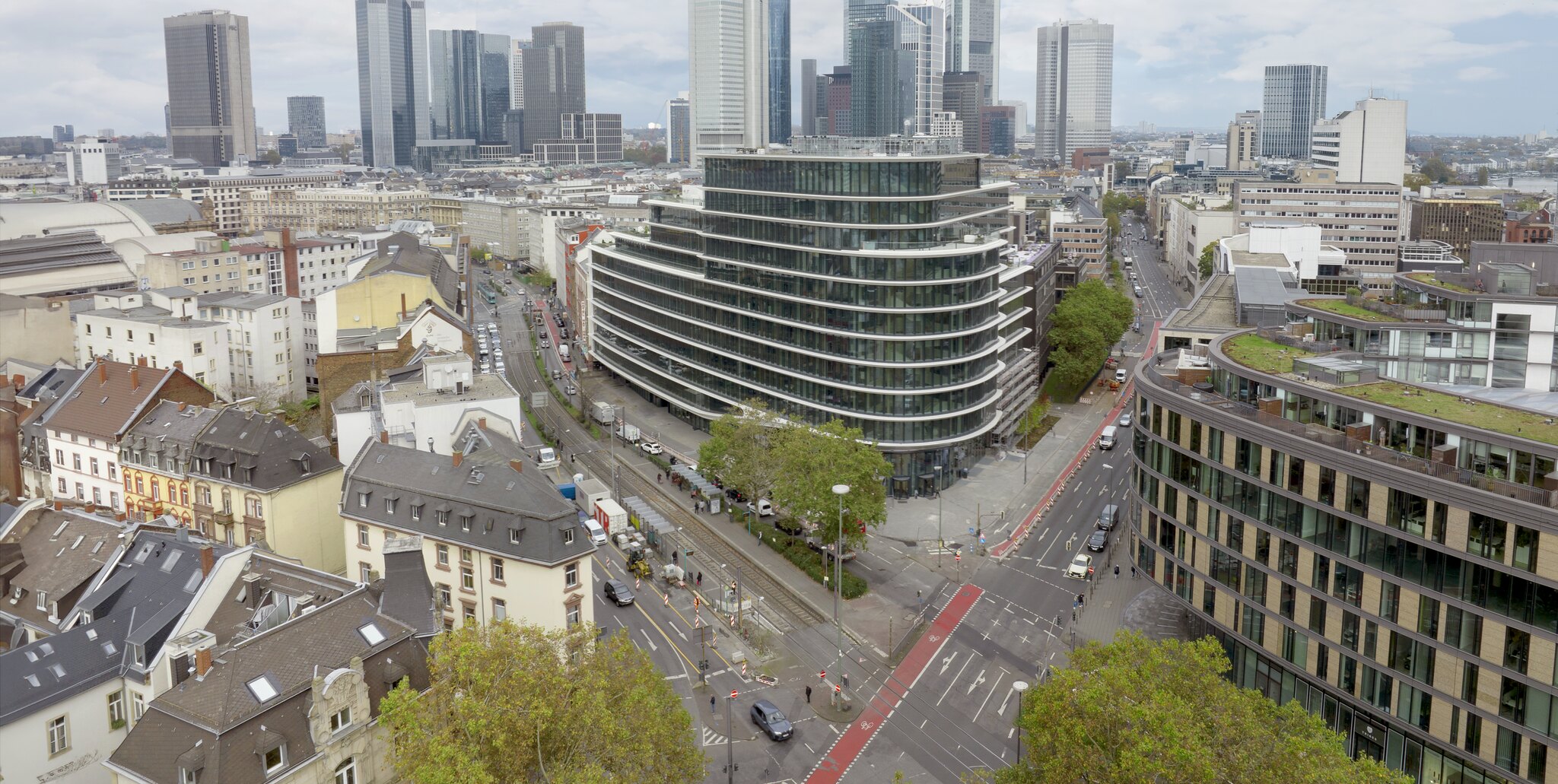 Außenansicht Nestlé Deutschland-Zentrale Frankfurt Innenstadt neu