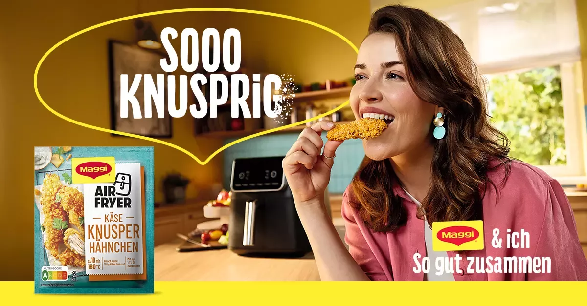 woman bites crispy chicken